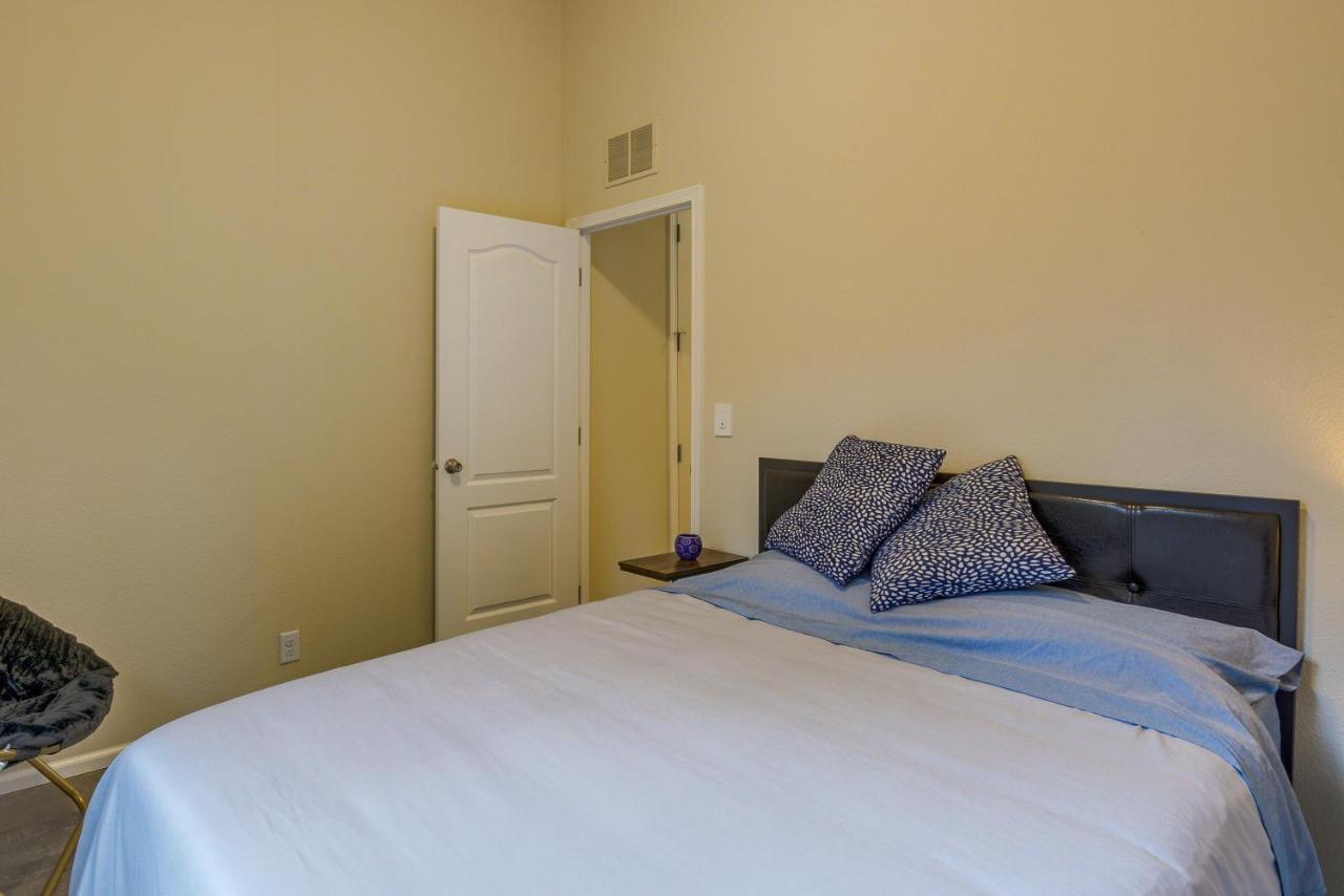 Hoodsport Vacation Rental With Private Lake Access! エクステリア 写真