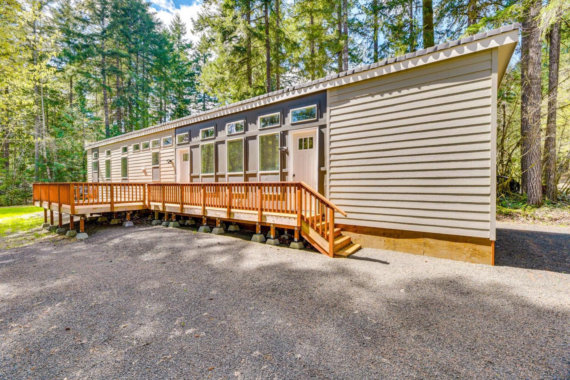 Hoodsport Vacation Rental With Private Lake Access! エクステリア 写真